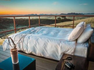 Namib Dune Star Lodge met candle light dinner